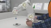 ABB presenta il pi piccolo robot industriale con carico utile e precisione ai vertici della categoria