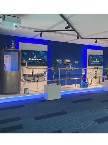 Il Digital Experience Center di Emerson aiuta i produttori a realizzare miglioramenti in termini di sicurezza, produttivit e sostenibilit