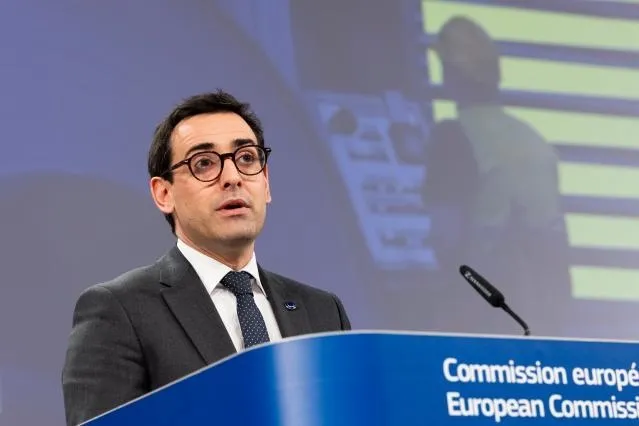 Piano d'azione della Commissione per garantire un'industria siderurgica e dei metalli competitiva e decarbonizzata in Europa