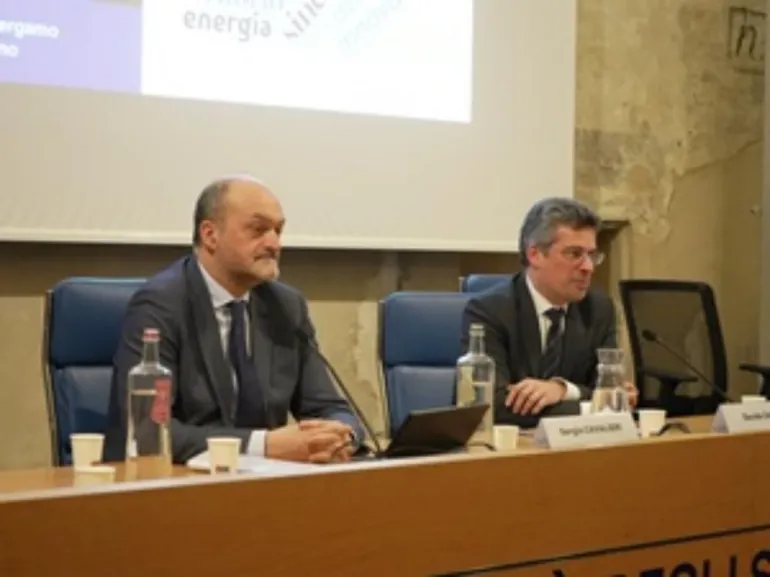 Universit degli Studi di Bergamo e Schneider Electric: sinergie per il futuro tra sostenibilit e innovazione